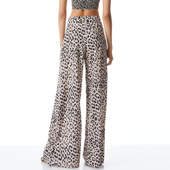 SOLD Alice + Olivia Athena Wide Leg Pant Leopard Sand Pallazo Puddle Pant E4 - Picture 4 of 8